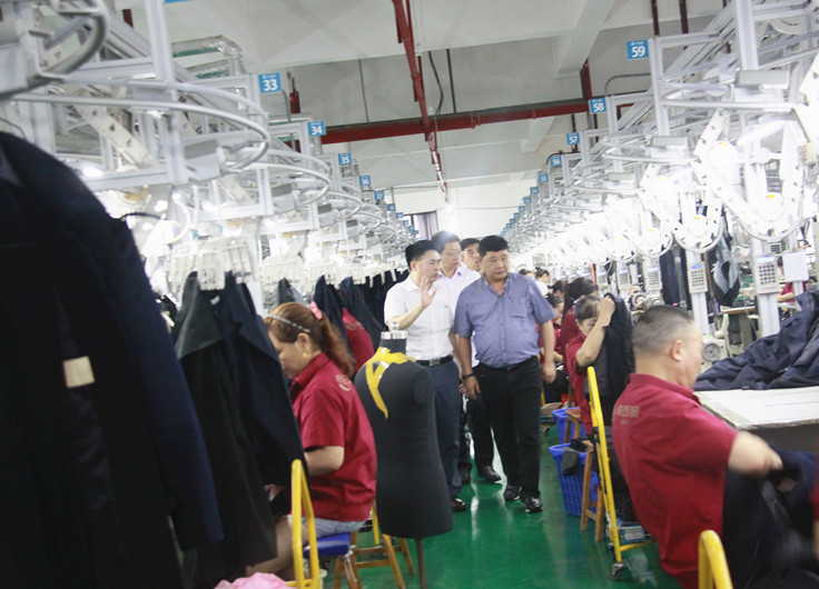 段记西服 大数据让服装制造业智能化_中国经济