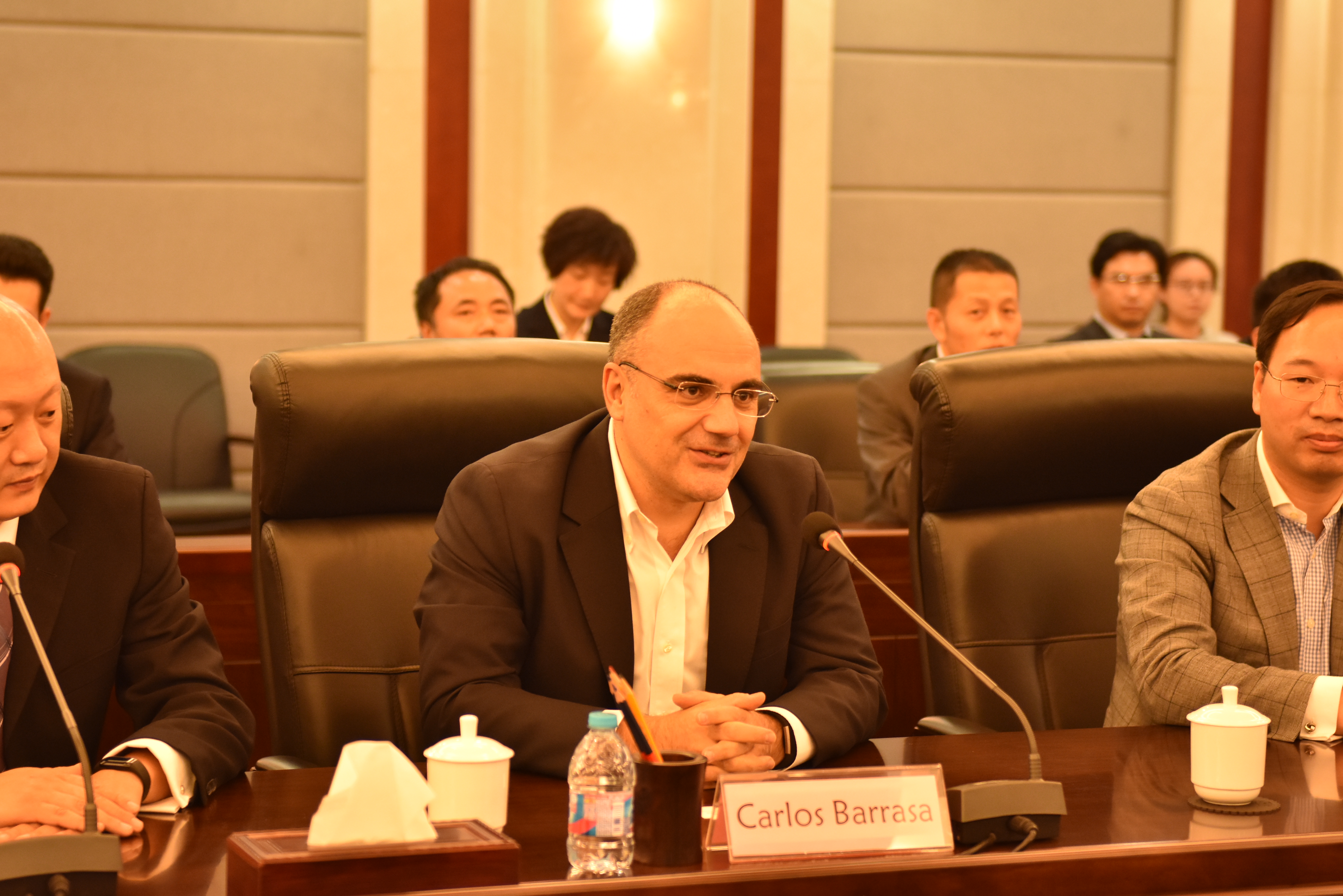 赢、发展--东风与BP举行东风嘉实多增资扩股战