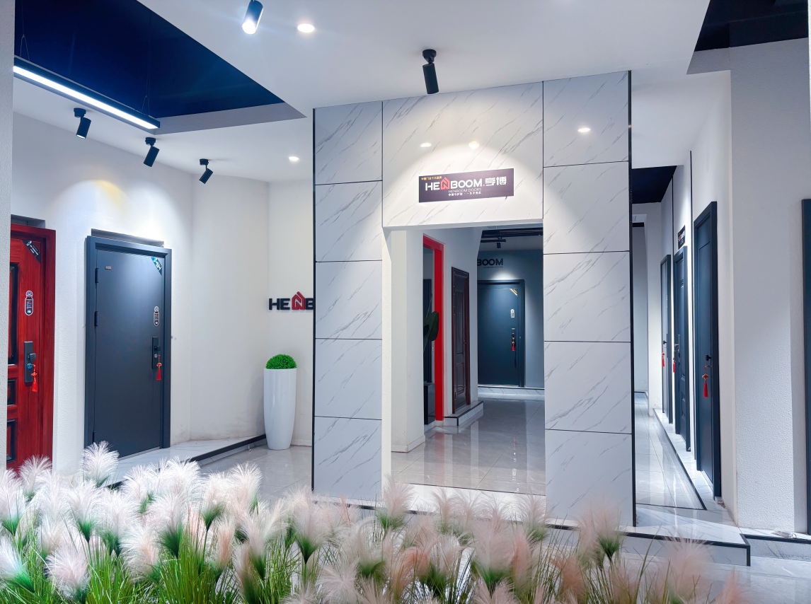 智造引领品质铸牌——亨博防盗门在2026年“315”荣获“全国产品和服务质量诚信承诺企业”公告(图2)