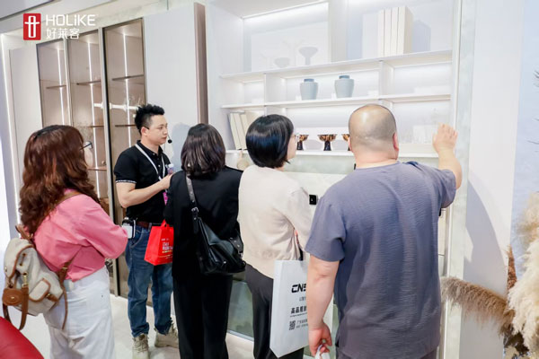 好莱客高端定制+AI智能家居领航未来好家新趋势助力高品质生活(图3)